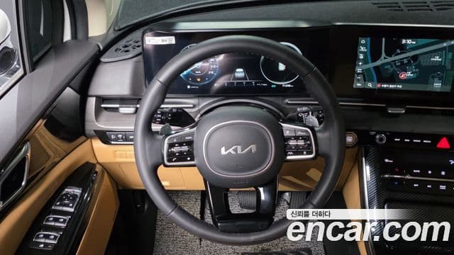 Kia Carnival 2023 — Şəkil 13/20