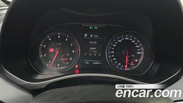 Hyundai Veloster 2021 — ფოტო 1/20
