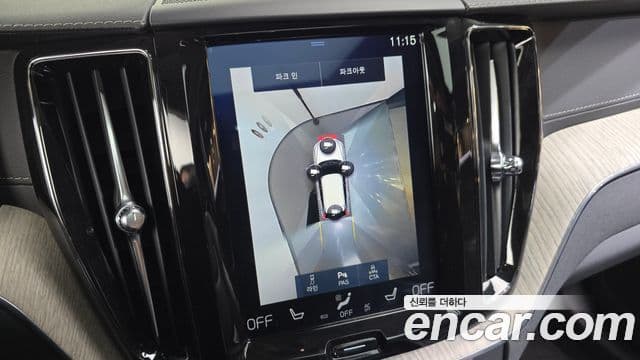 Volvo XC60 2019 — фото 15 из 20
