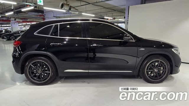 Mercedes-Benz GLA-Class 2023 — ფოტო 9/20