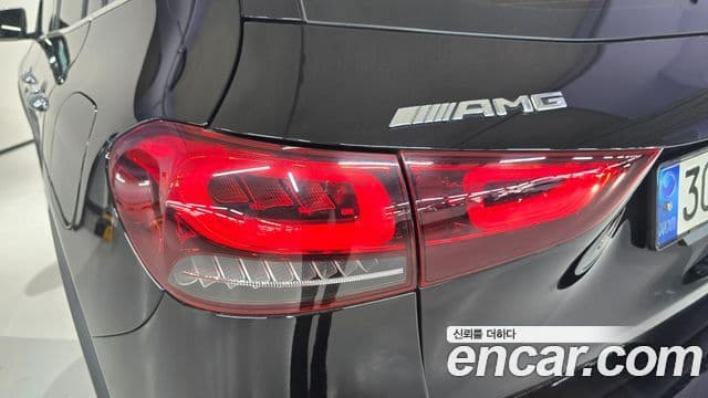 Mercedes-Benz GLA-Class 2023 — ფოტო 13/20