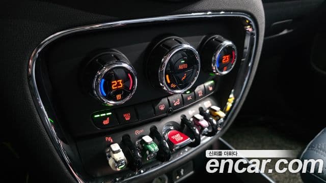 Mini Cooper S Clubman 2022 — фото 17 из 20