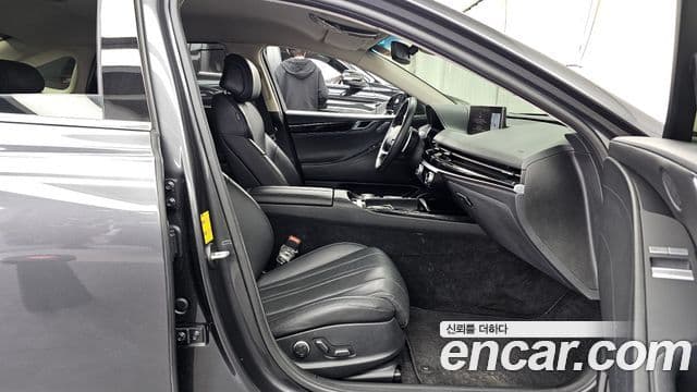 Genesis Electrified G80 2020 — Şəkil 11/20