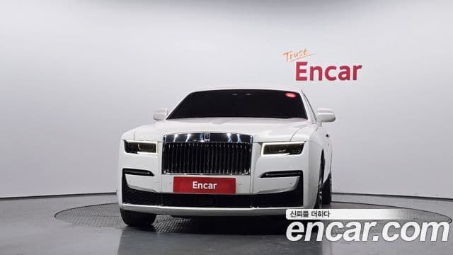 Rolls-Royce Ghost 2021 — фото 3 из 20
