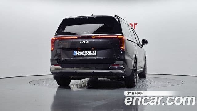 Kia Carnival 2024 — Şəkil 3/20