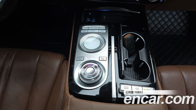 Genesis Electrified G80 2020 — фото 9 из 20