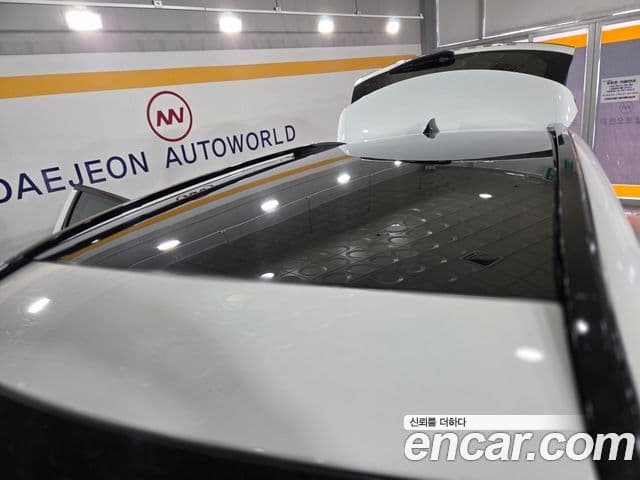 Land Rover Discovery Sport 2022 — ფოტო 6/19
