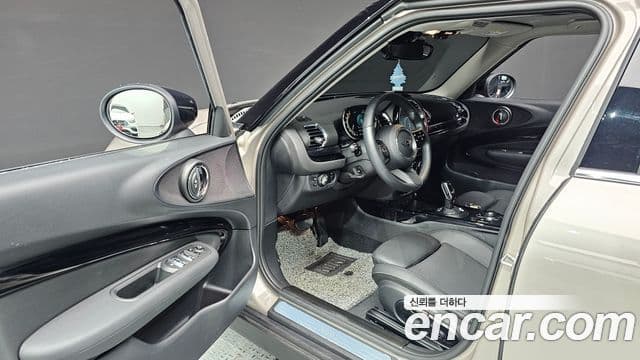 Mini Cooper Clubman 2023 — Photo 3/20