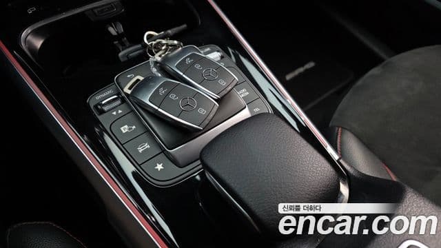 Mercedes-Benz GLB-Class 2022 — фото 18 из 20