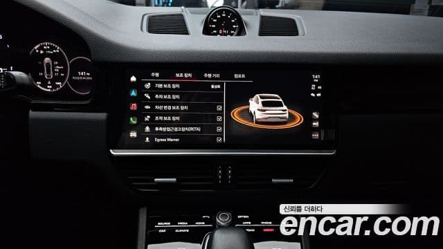 Porsche Cayenne 2022 — фото 15 из 20