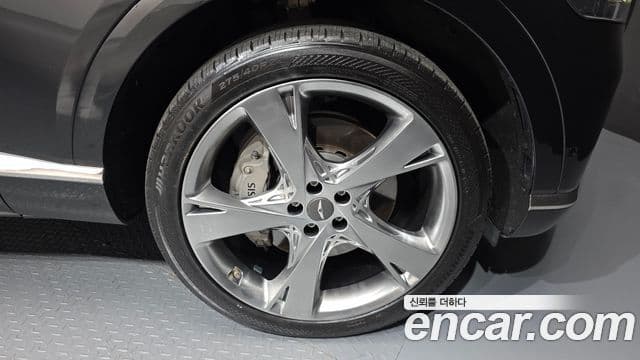 Genesis GV80 2023 — ფოტო 5/20