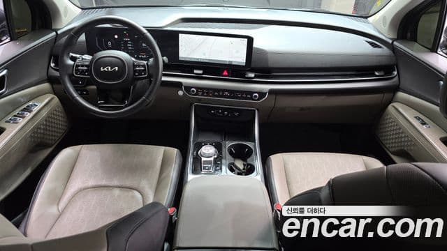 Kia Carnival 2024 — фото 7 из 20