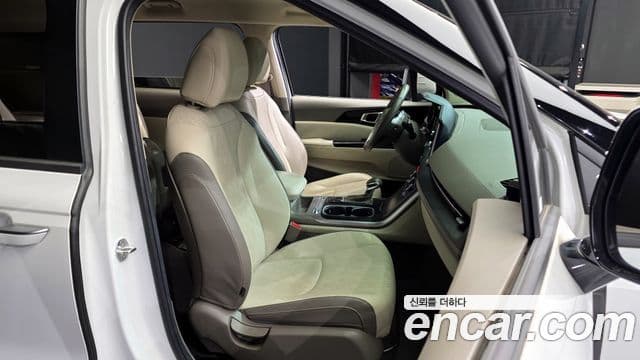 Kia Carnival 2022 — Şəkil 12/20