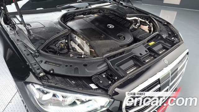 Mercedes-Benz S-Class 2022 — ფოტო 6/20