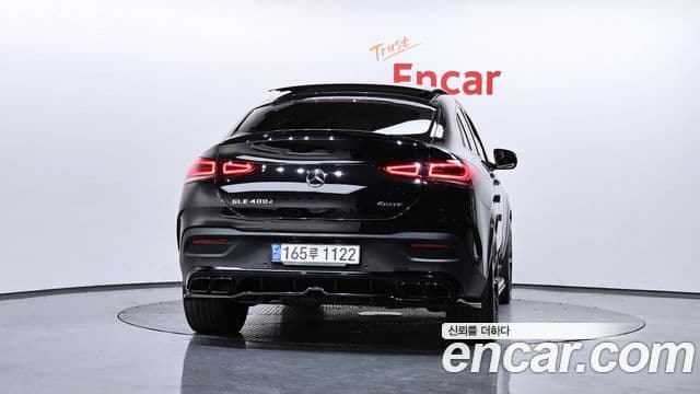 Mercedes-Benz GLE-Class 2021 — фото 4 из 20