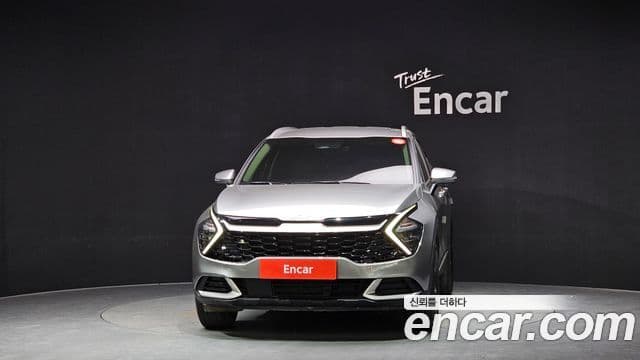 Kia Sportage 2022 — ფოტო 3/20