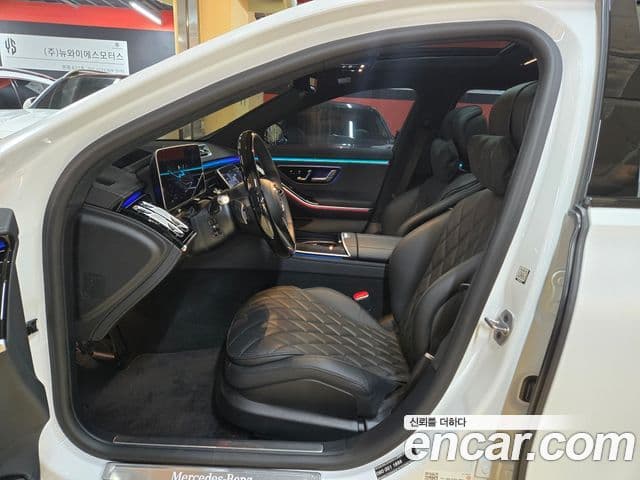 Mercedes-Benz S-Class 2024 — фото 17 из 20