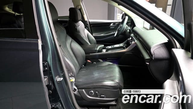 Genesis GV80 2022 — ფოტო 11/20