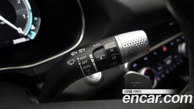 Genesis GV80 2022 — фото 18 из 20