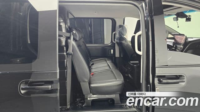 Hyundai Staria 2023 — Şəkil 12/20