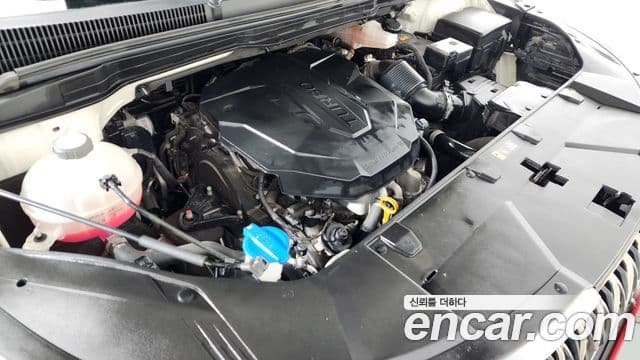 Kia Carnival 2020 — ფოტო 6/20