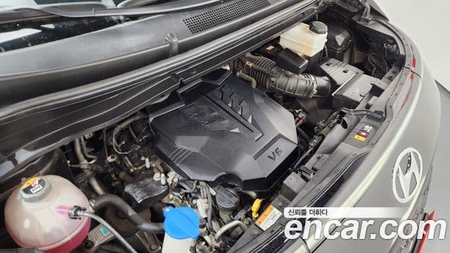 Hyundai Staria 2022 — фото 6 из 20
