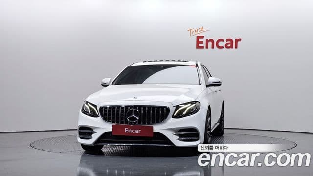 Mercedes-Benz E-Class 2018 — Фото 3/20