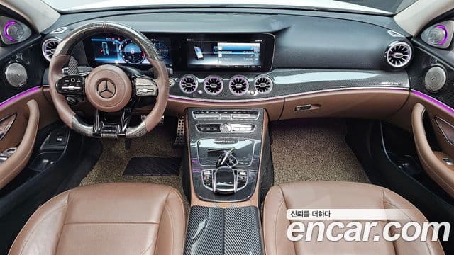 Mercedes-Benz E-Class 2018 — Фото 7/20