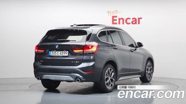 BMW X1 2022 — Şəkil 2/20