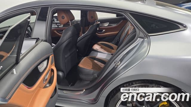 Mercedes-Benz AMG GT 2022 — ფოტო 11/20