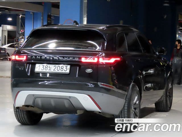 Land Rover Range Rover Velar 2019 — Photo 18/20