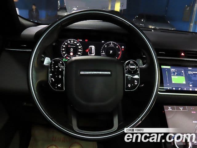 Land Rover Range Rover Velar 2019 — Photo 13/20