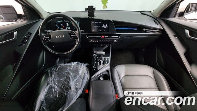 Kia Niro 2022 — Şəkil 7/20