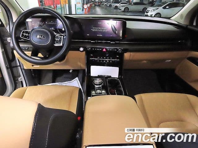 Kia Carnival 2021 — Şəkil 8/20