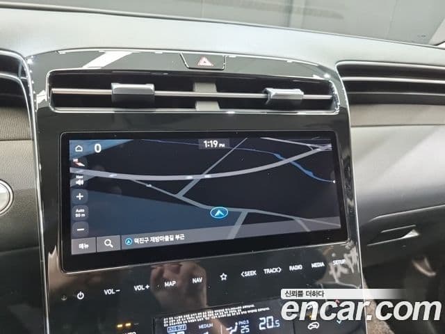 Hyundai Tucson Hybrid 2021 — Photo 6/20