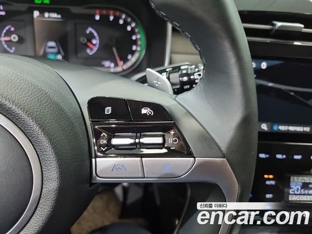 Hyundai Tucson Hybrid 2021 — Photo 7/20