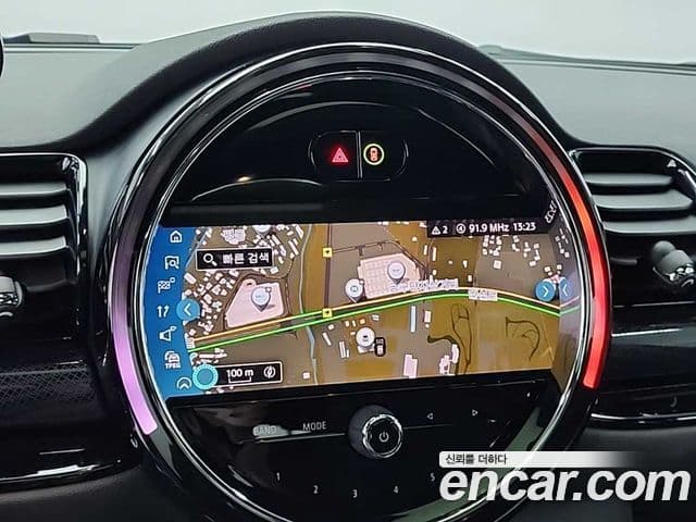 Mini Cooper S Clubman 2022 — Şəkil 13/18