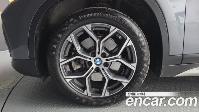 BMW X1 2021 — ფოტო 5/20
