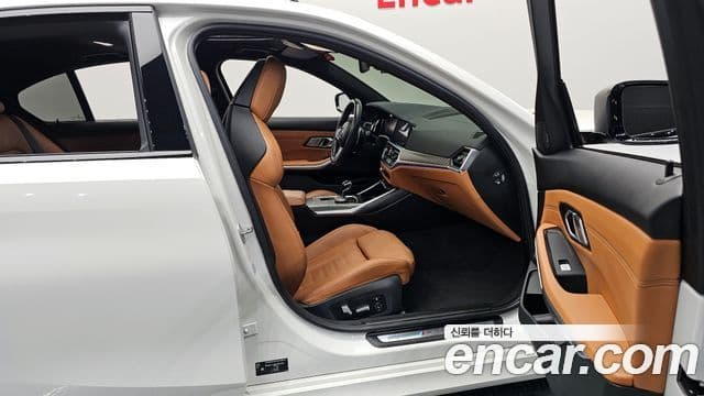 BMW 3 Series 2021 — ფოტო 11/20