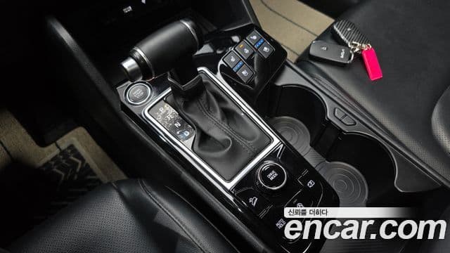 Kia Sportage 2022 — ფოტო 9/20