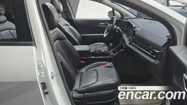 Kia Sportage 2022 — ფოტო 11/20