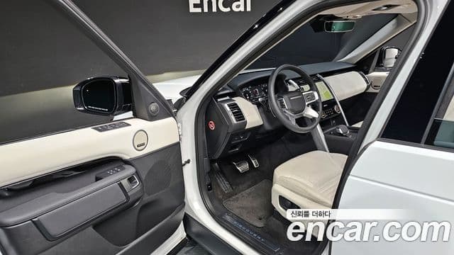 Land Rover Discovery 5 2025 — Şəkil 10/20