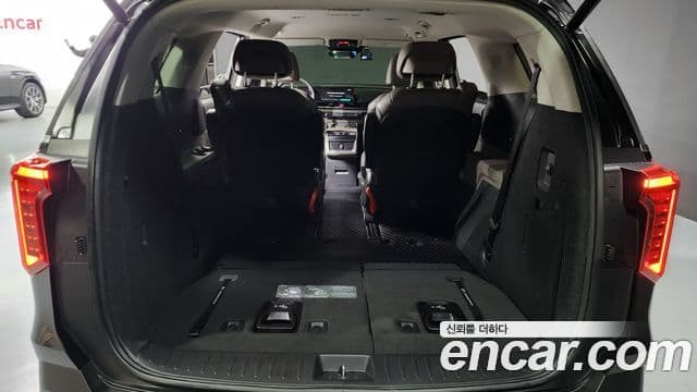 Kia Carnival 2024 — ფოტო 20/20