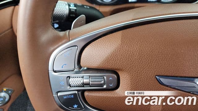 Genesis GV70 2021 — Şəkil 17/20