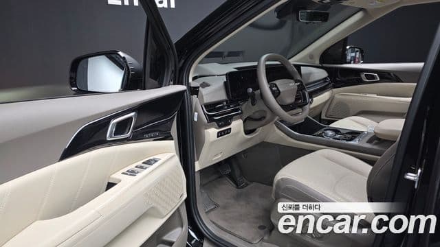 Kia Carnival 2025 — ფოტო 10/20