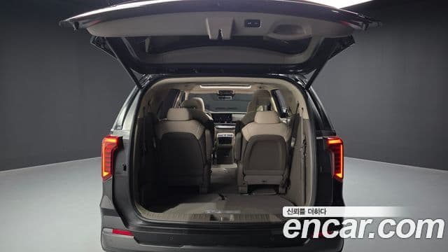 Kia Carnival 2025 — ფოტო 20/20