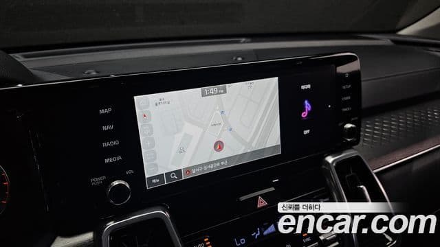 Kia Sorento 2023 — Şəkil 15/20
