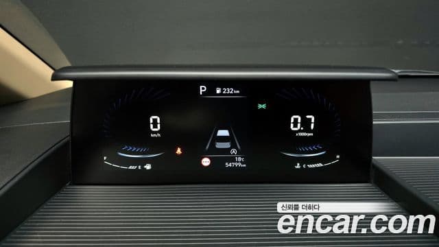 Hyundai Staria 2023 — Şəkil 8/20