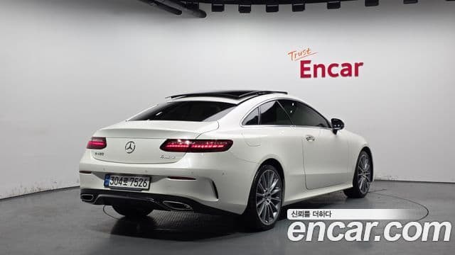 Mercedes-Benz E-Class 2021 — ფოტო 2/20