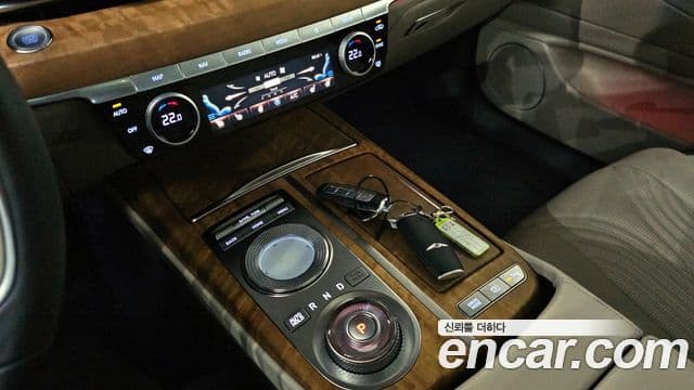 Genesis Electrified G80 2021 — Şəkil 9/20